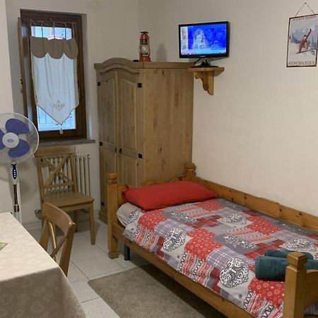Le Joli Coin Du Passage Leilighet Aosta Eksteriør bilde