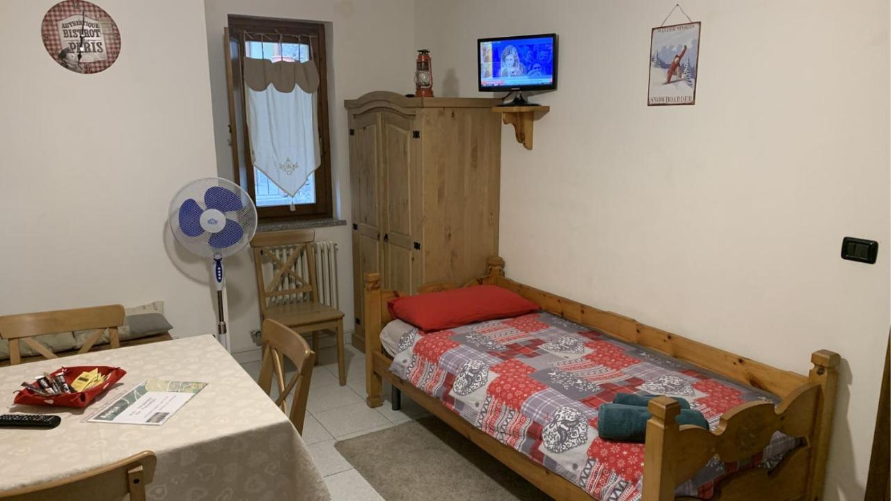 Le Joli Coin Du Passage Leilighet Aosta Eksteriør bilde